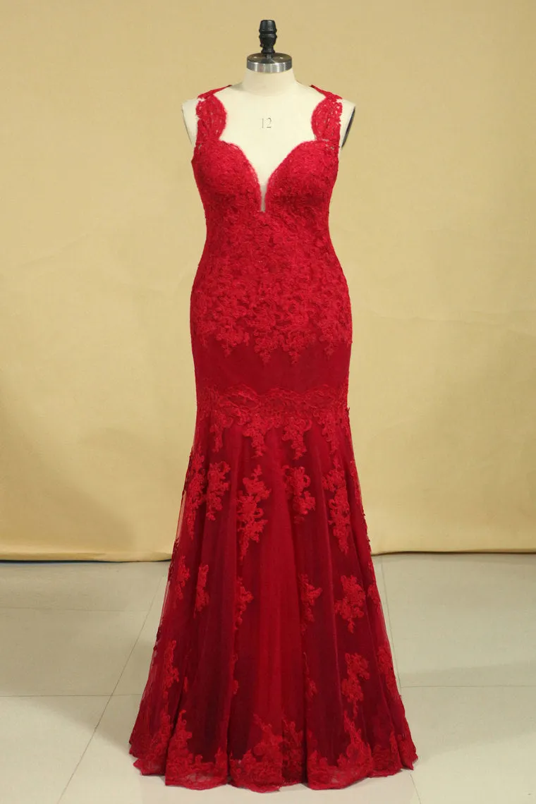 2024 Popular Straps Prom Dresses Tulle With Applique Sweep Train