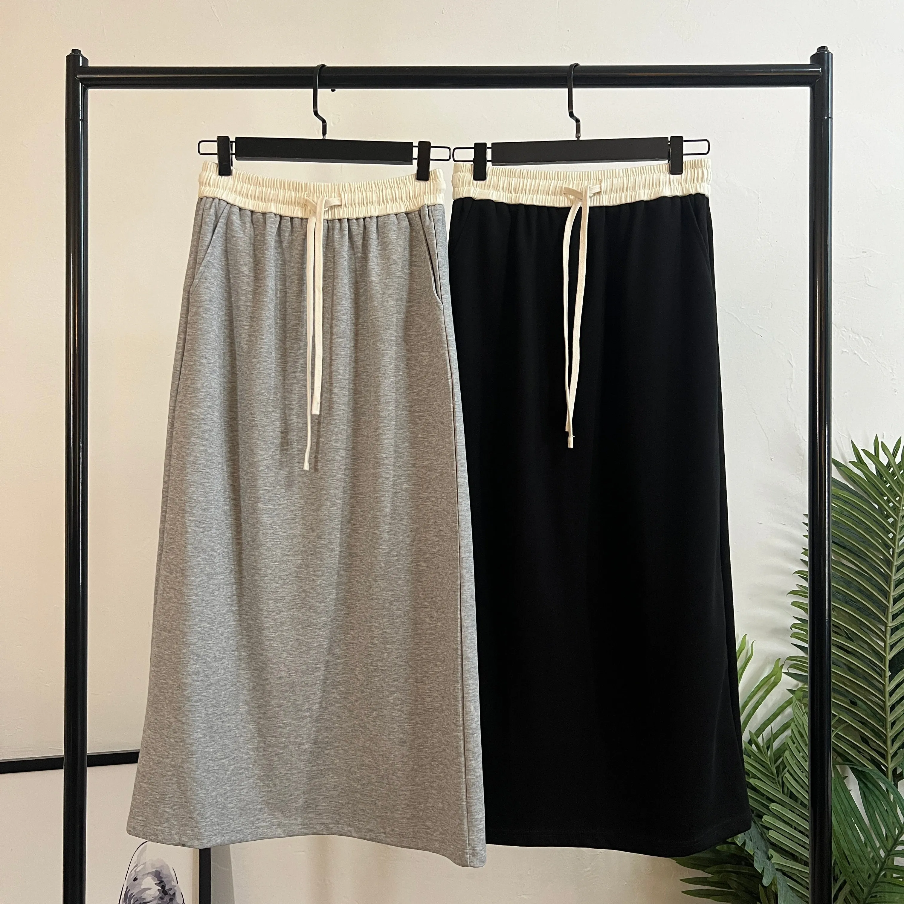 241457 - Sporty Skirt (40% Off)