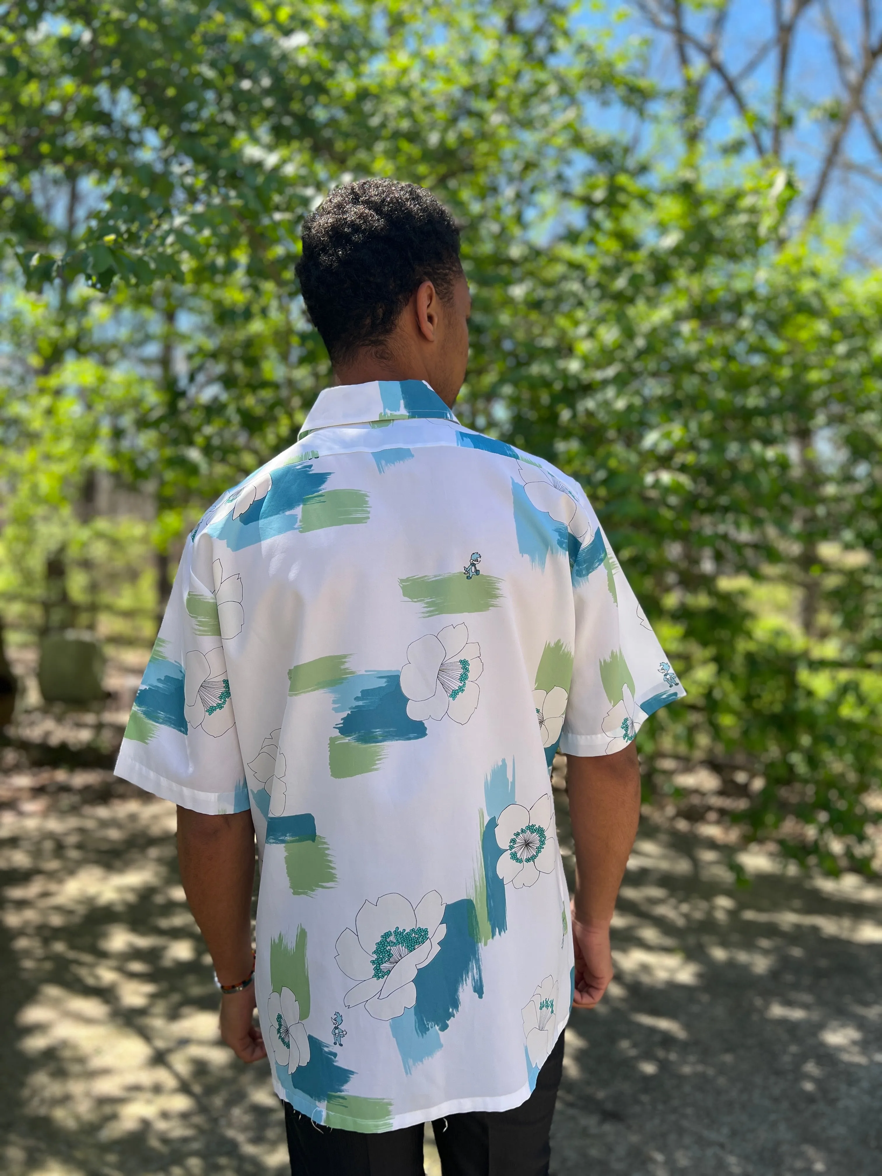 70s White Blue Floral Shirt, Woody Woodpecker, Quintessa
