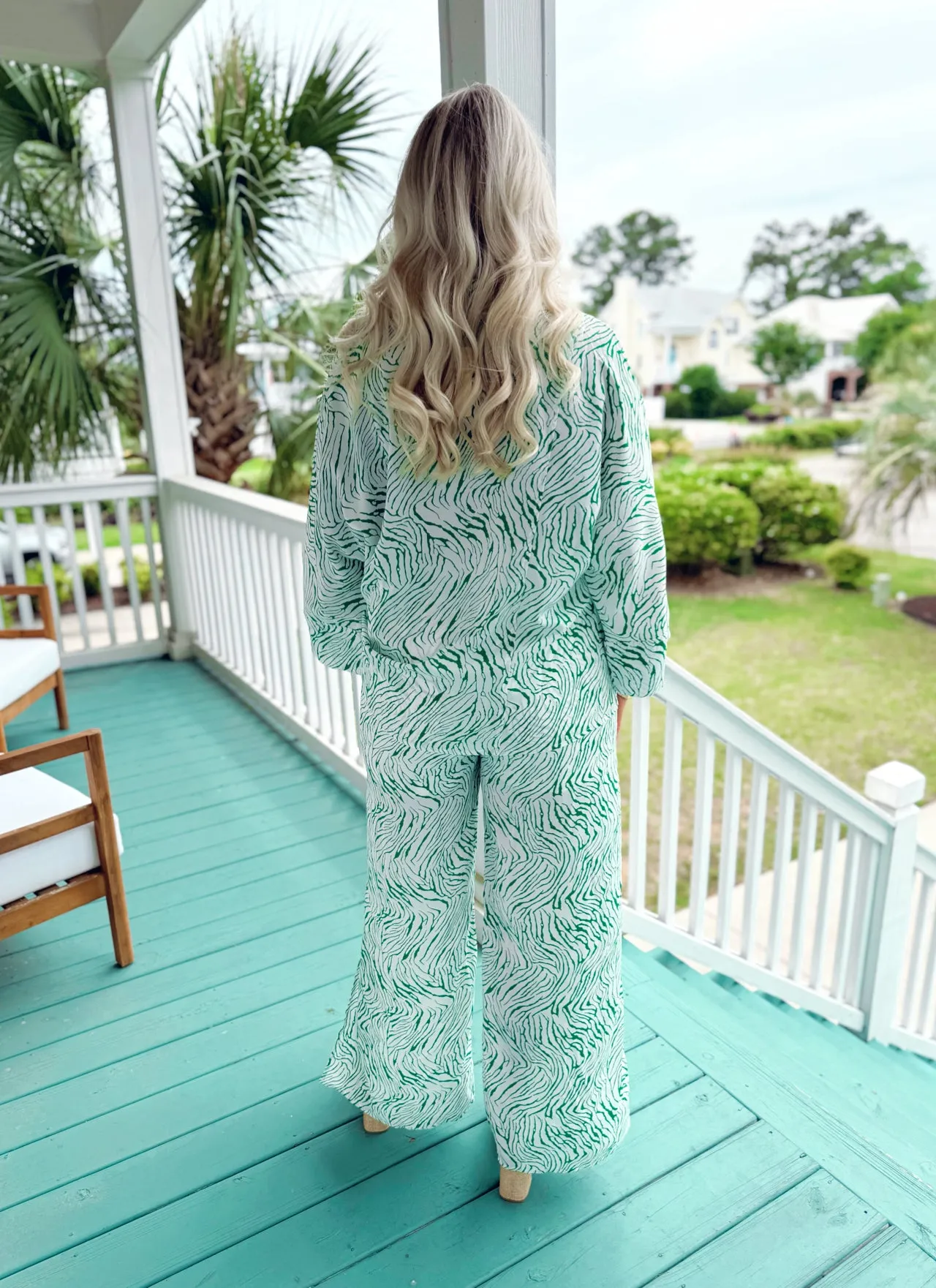 Beachy Keen SET (top   pants) 💖 1 small left