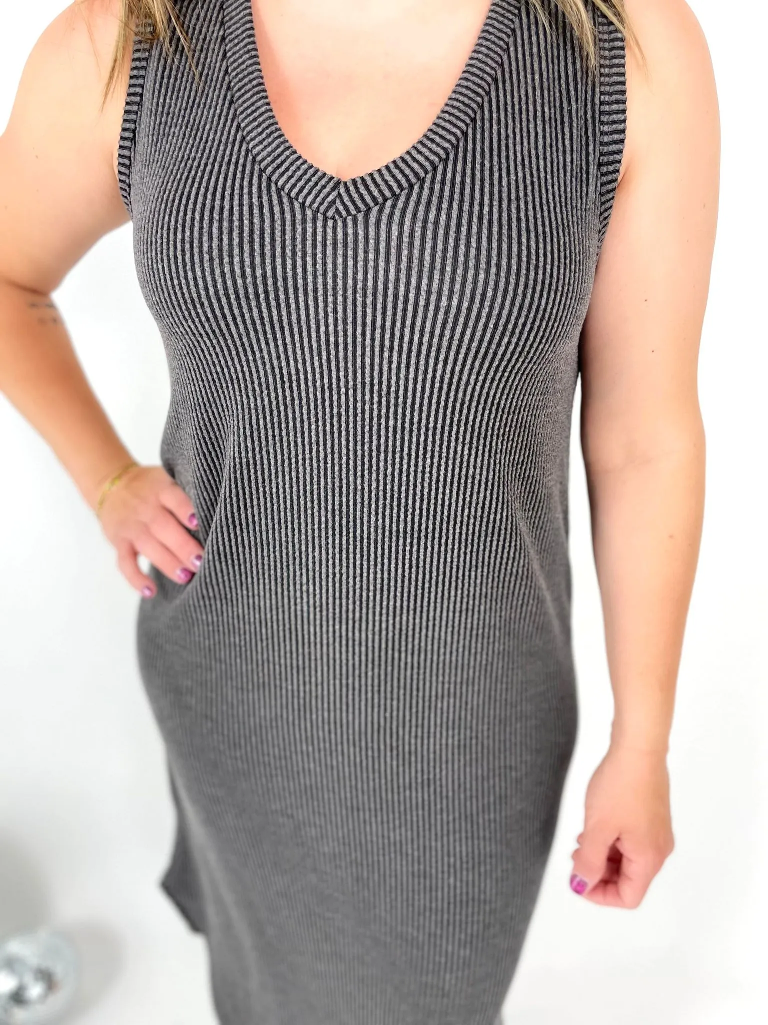 Comfortable Confidence Ribbed Dress in Black