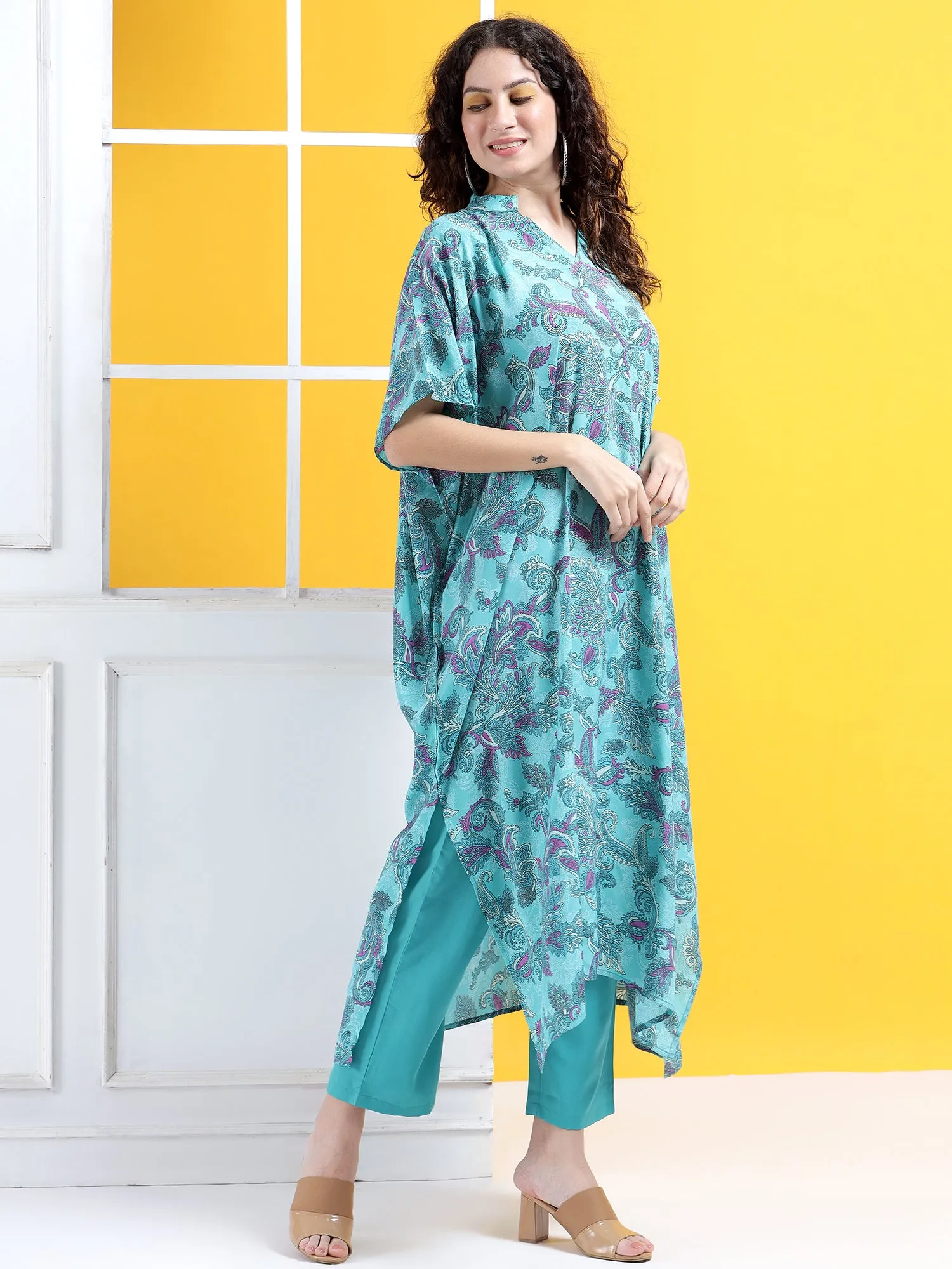 Cultural Crossover Kaftan Style Suit - Set of 2