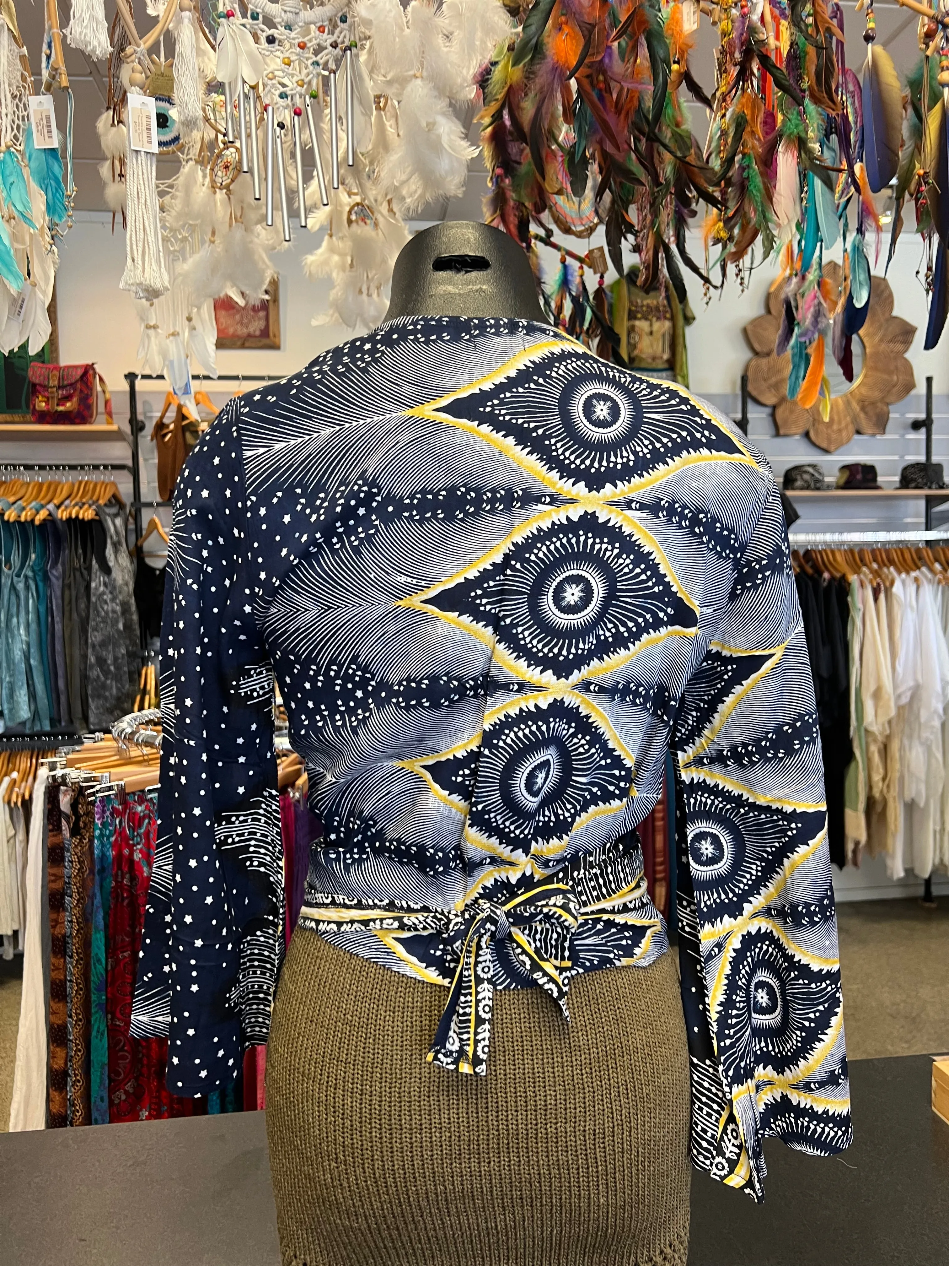 Dizzy Wrap Top