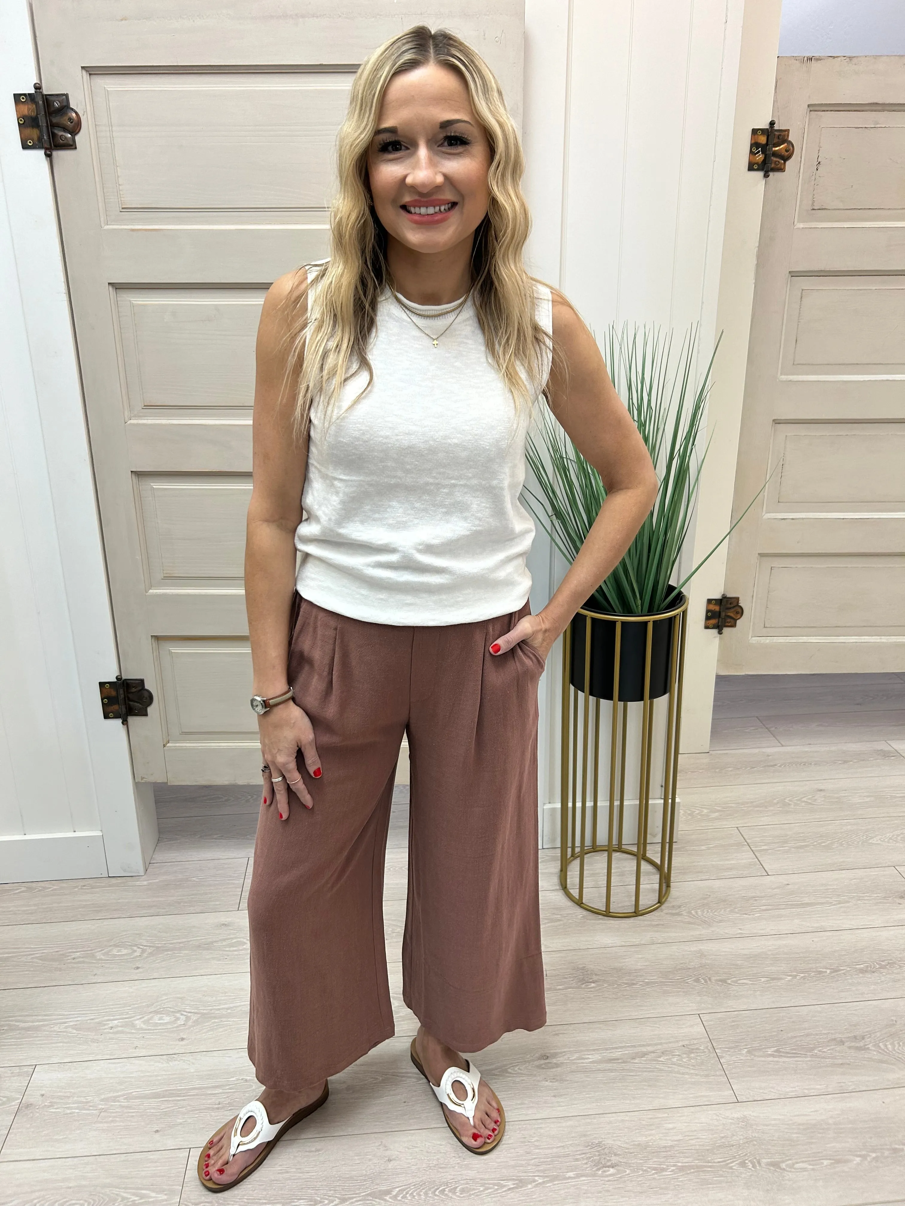 Marsala Flowy Cropped Linen Pant