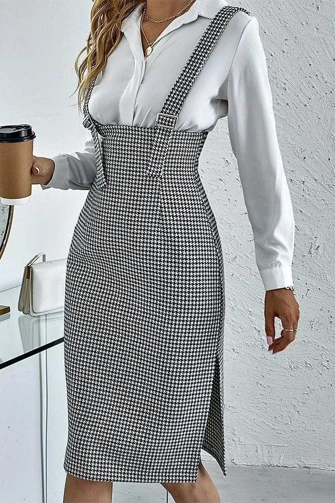 Side slit slim suspender dress