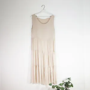 Silk mix sleevless goddess dress with comfortable undergarment