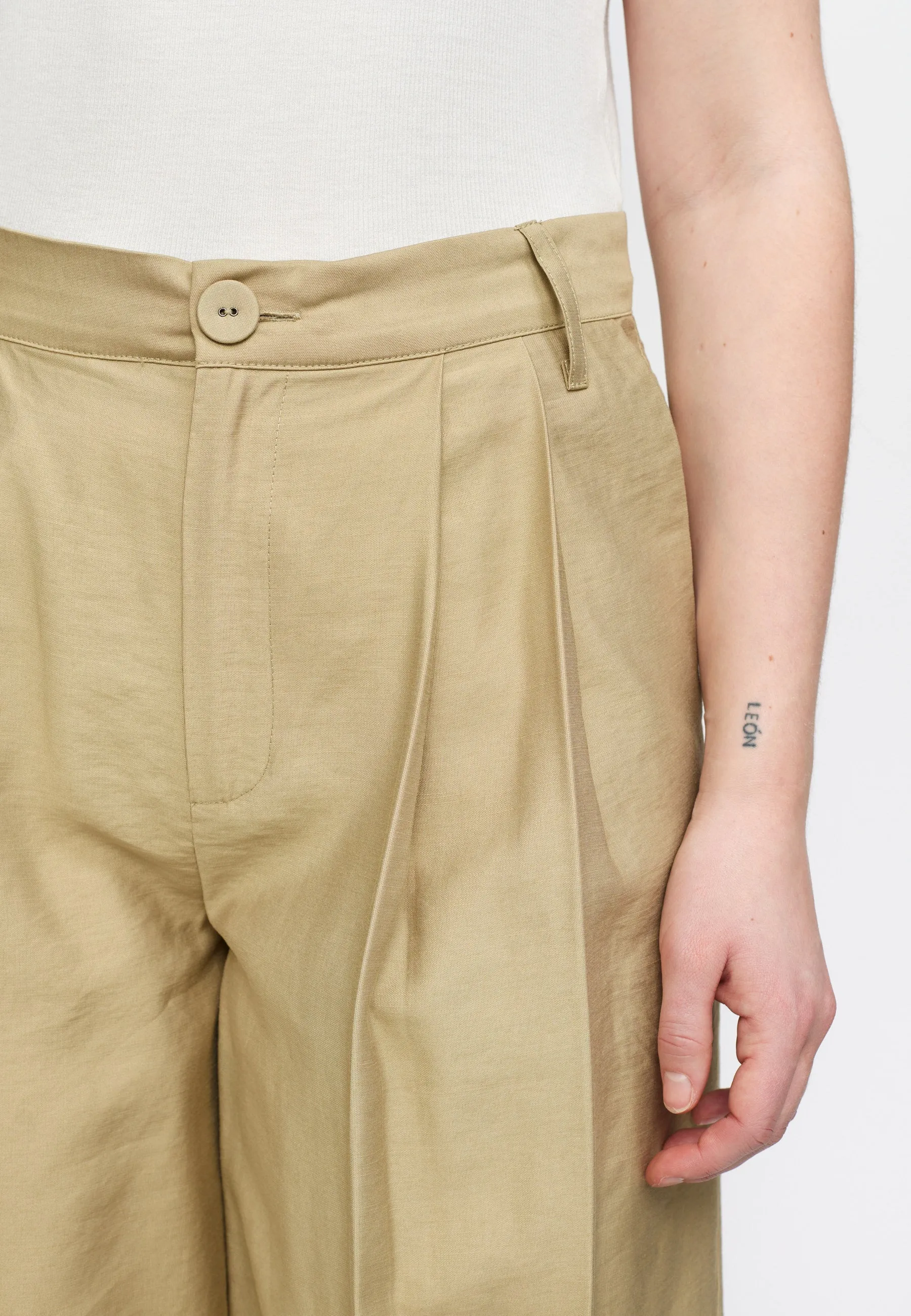 SRDelia Shorts - Olive Gray