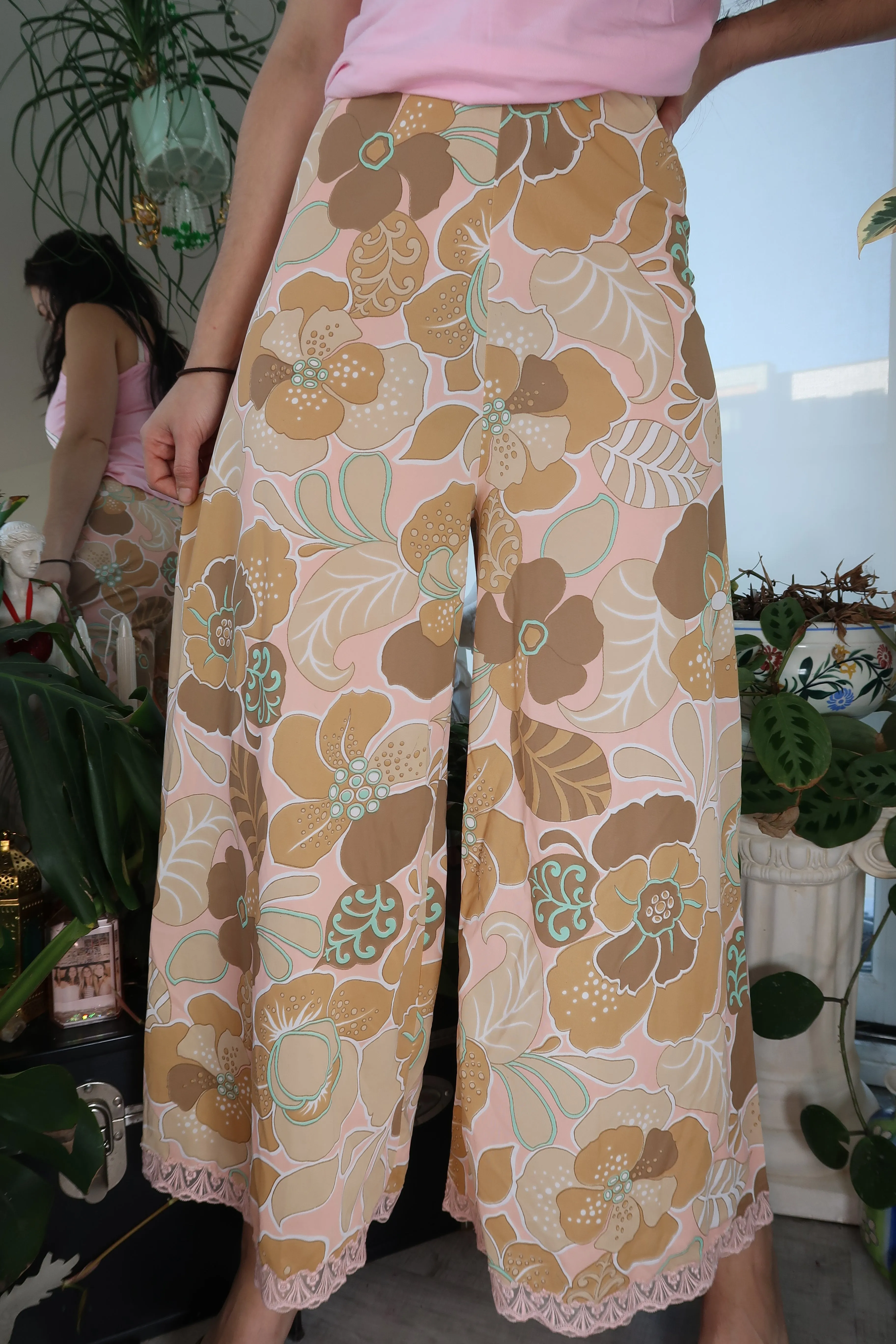 Vintage 1960s Floral High Waisted Wide Leg Pants with Lace Trim